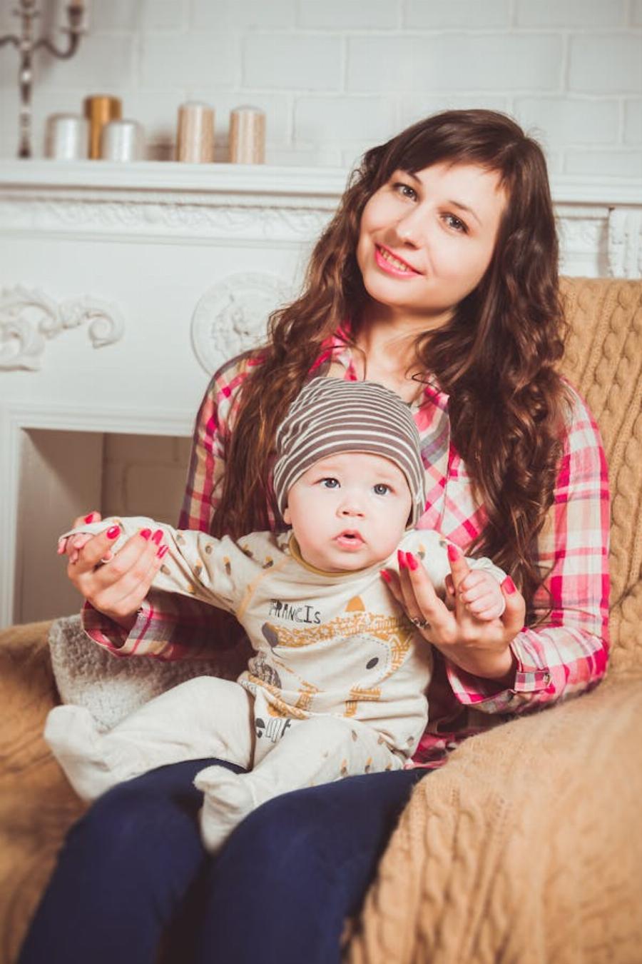 Le rôle d'une garde d'enfants peut varier en fonction de l'âge et du nombre d'enfants à surveiller, ainsi que des attentes spécifiques de la famille